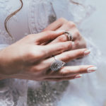 manicure slubny 150x150 - Ślub w plenerze w praktyce