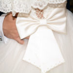 suknia z kokarda 150x150 - Krótka suknia ślubna - czy warto zrezygnować z tradycji?